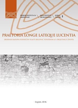 Praetoria longe lateque lucentia